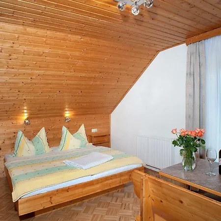 Gaestehaus Elisabeth By Keuschengut Guest house *